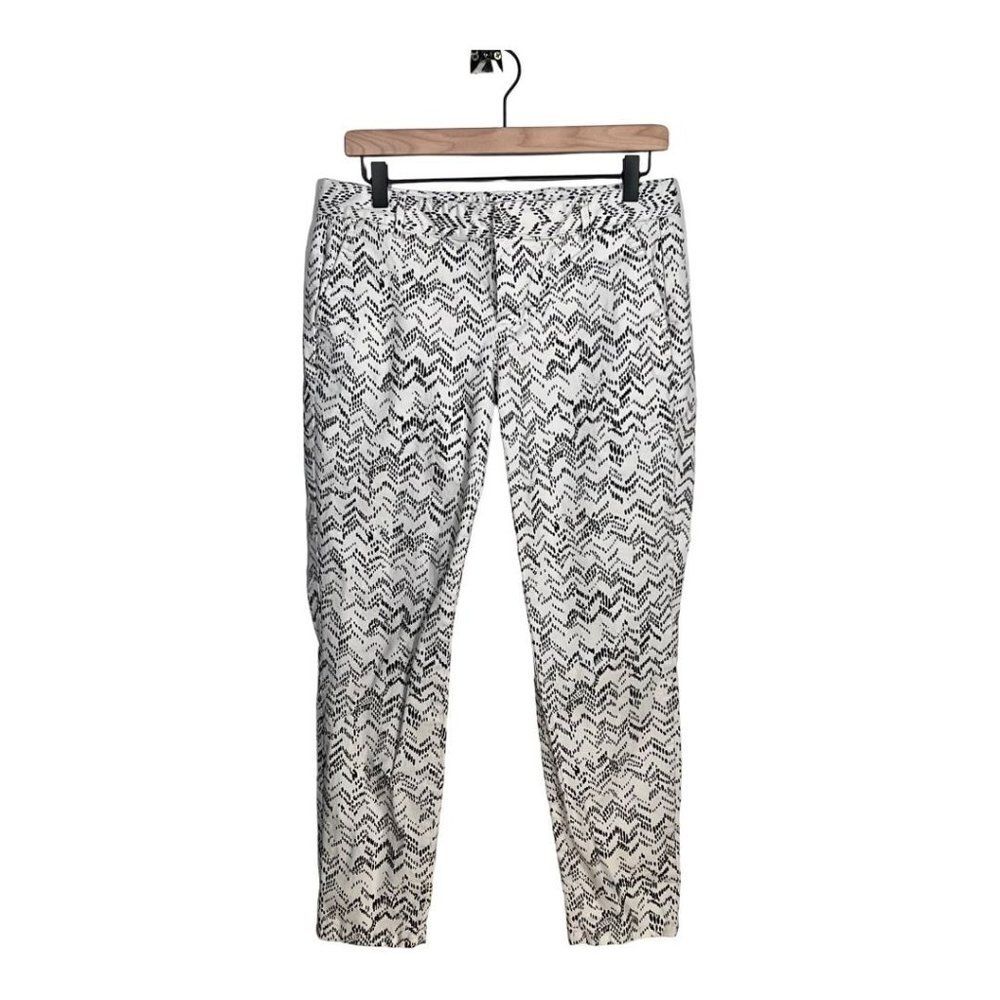 Khakis by Gap Capri Skinny Mimi White Black Aztec Design Pull On Chino Pant Sz 4